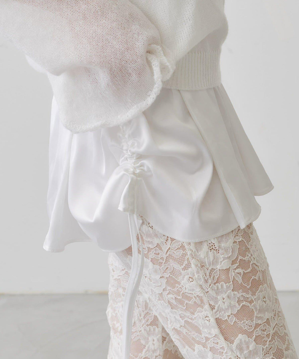 172605841