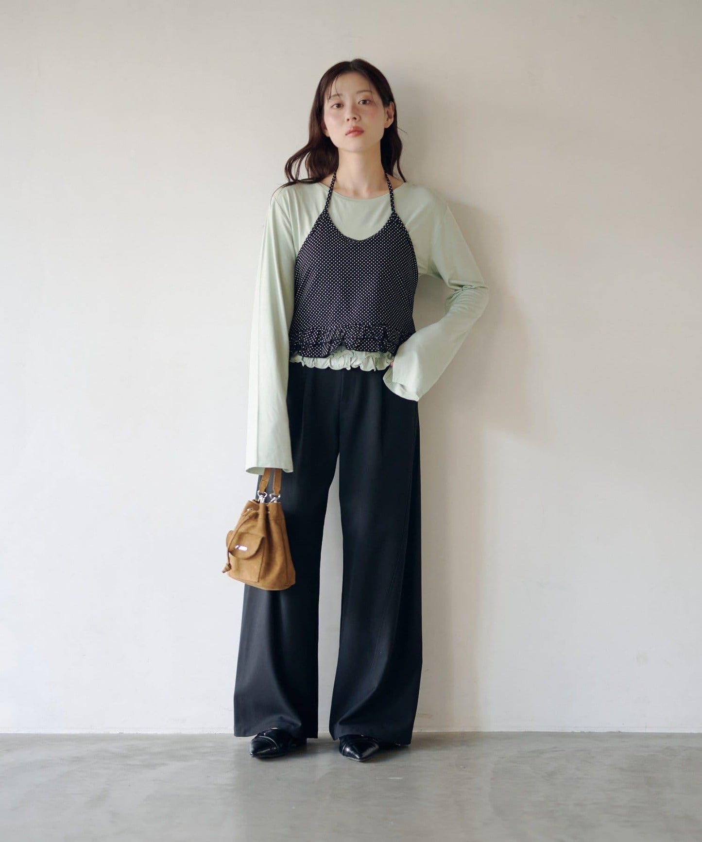 168889793