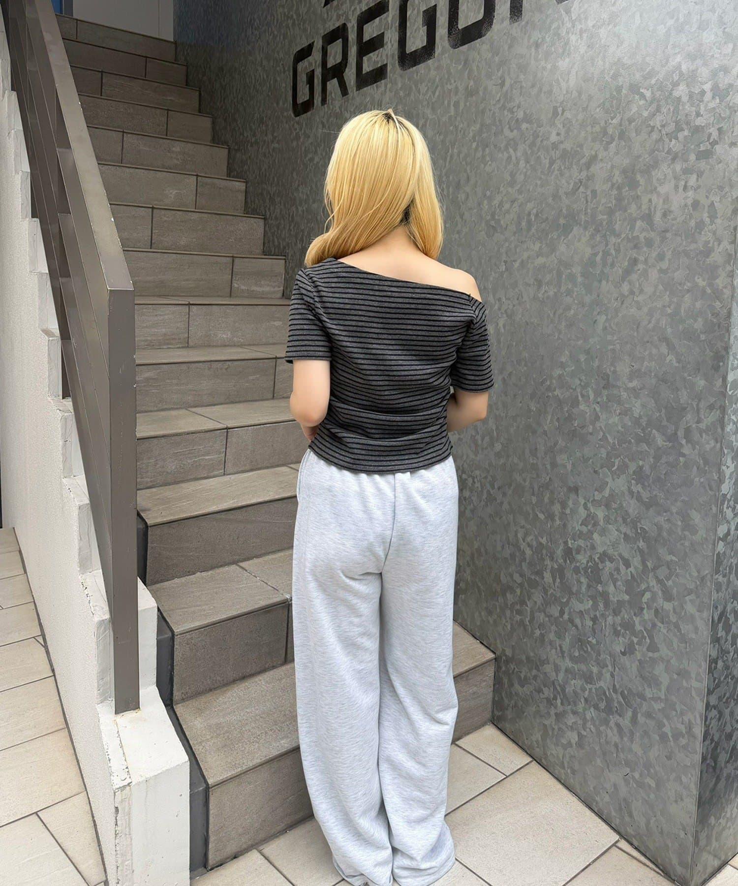 171438429