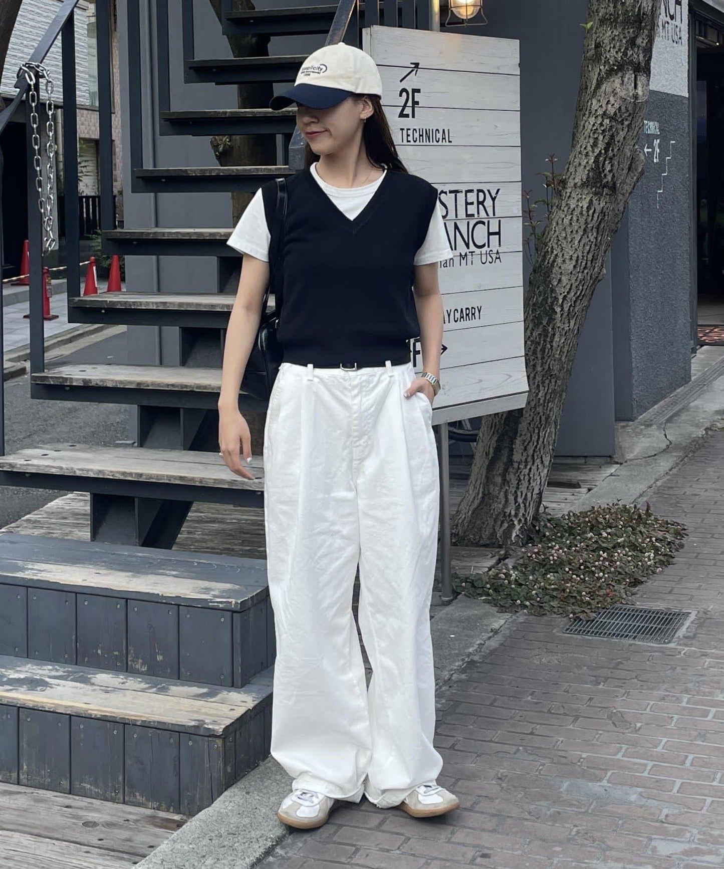 162817719