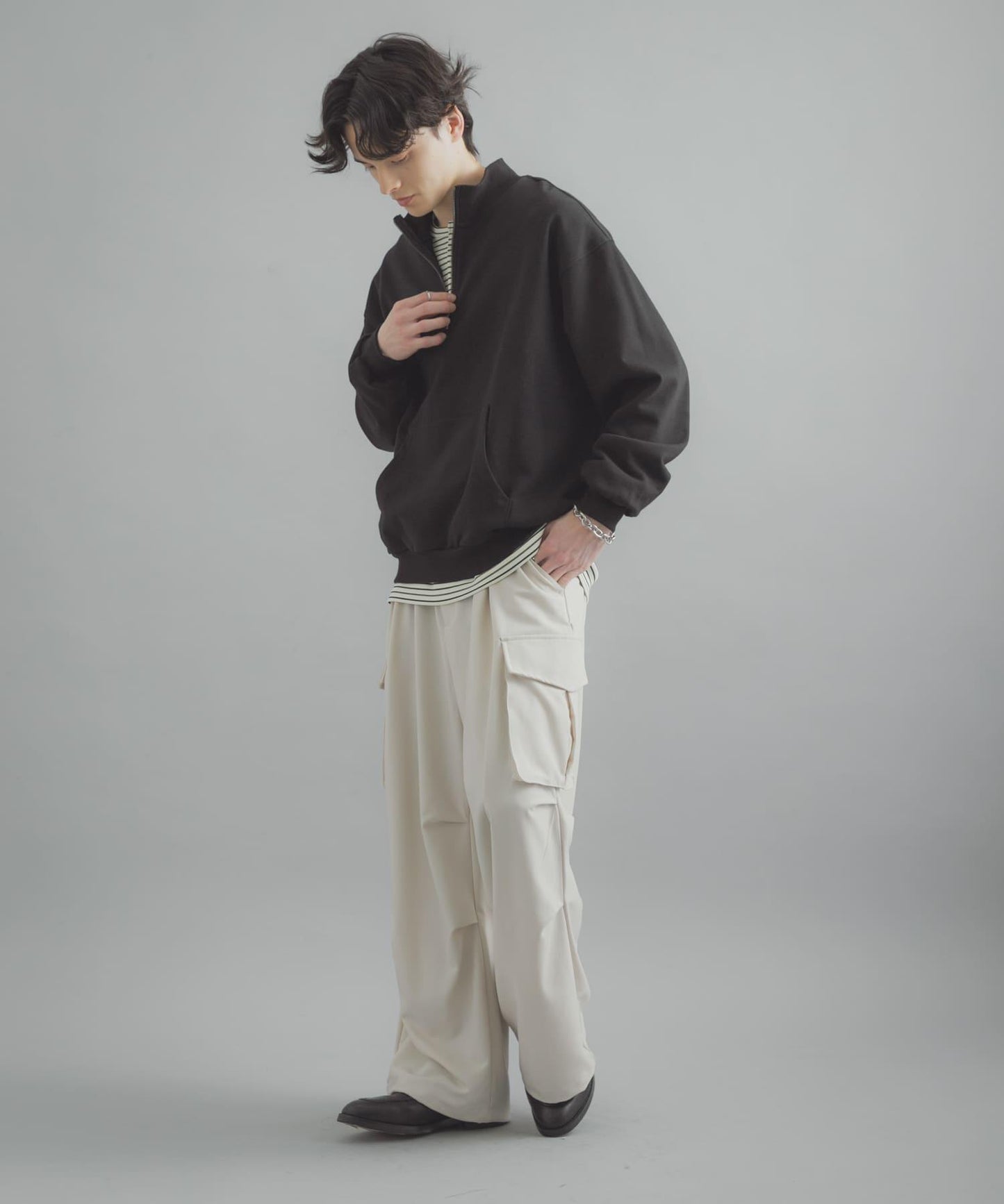 170156023