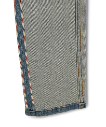 153930028