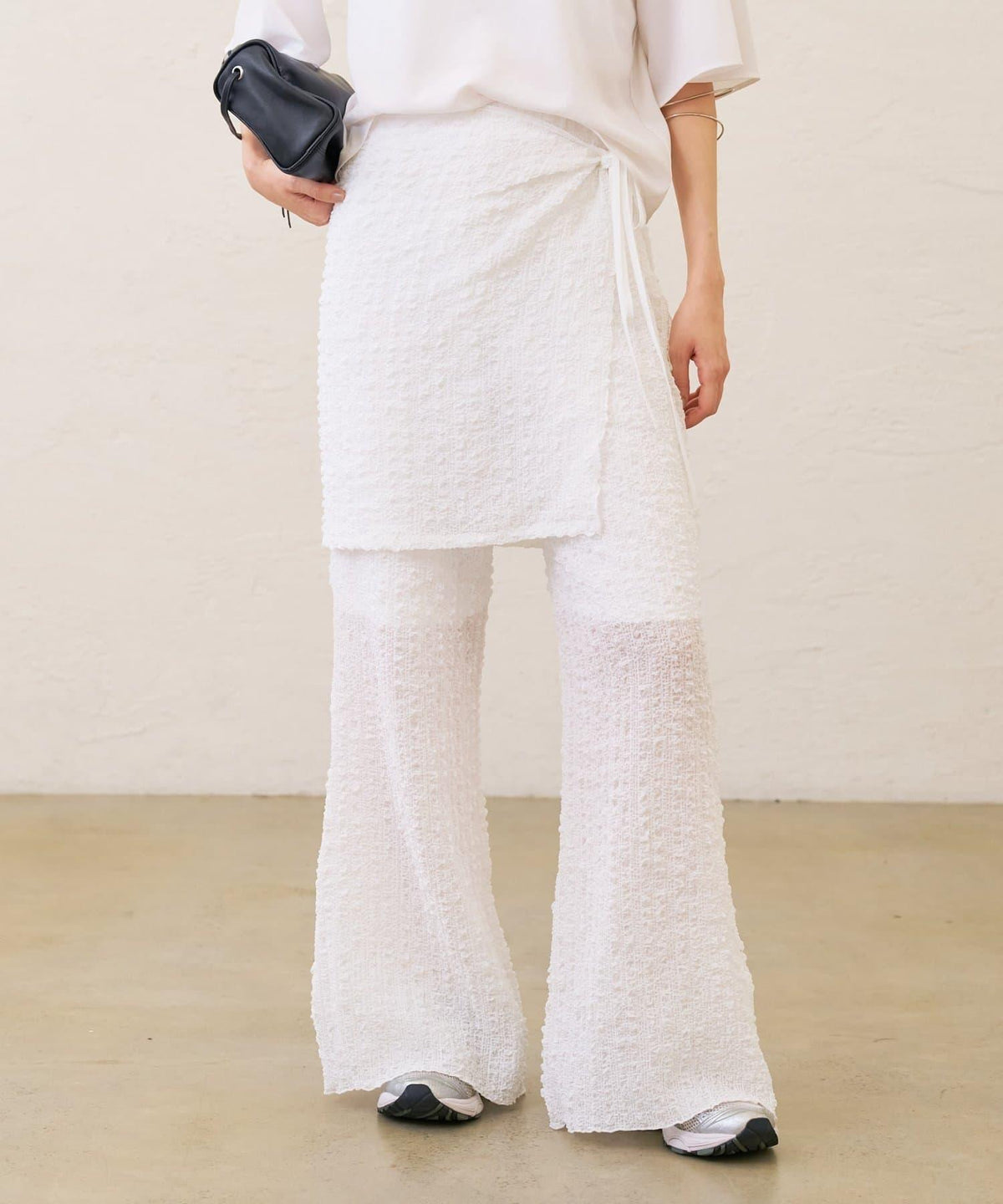 170704889