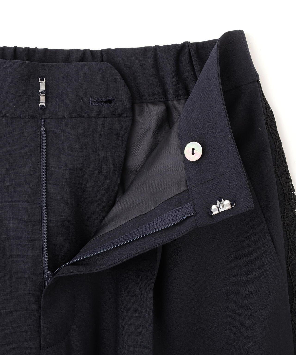 174303582