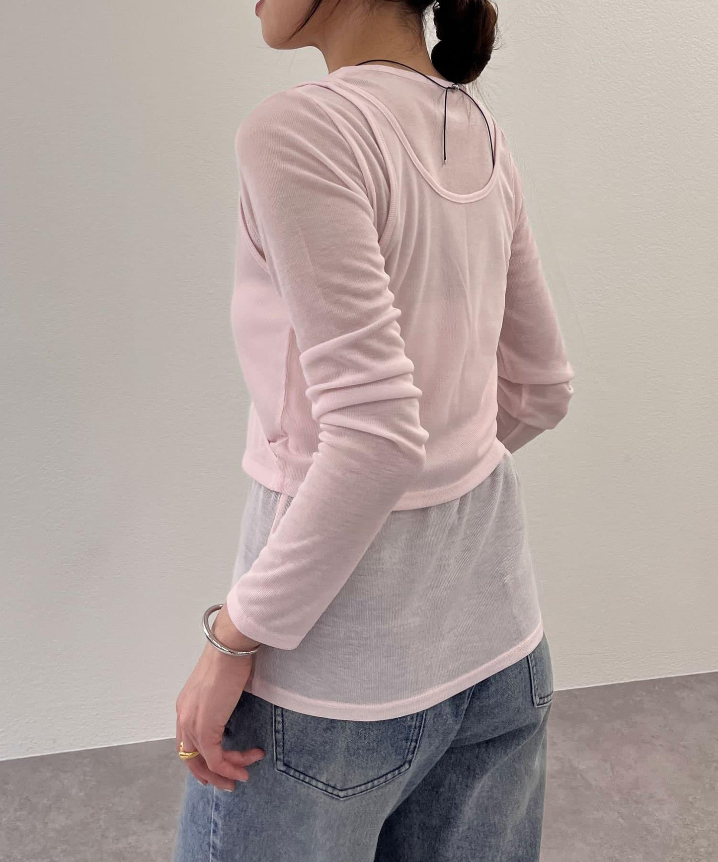 169045891