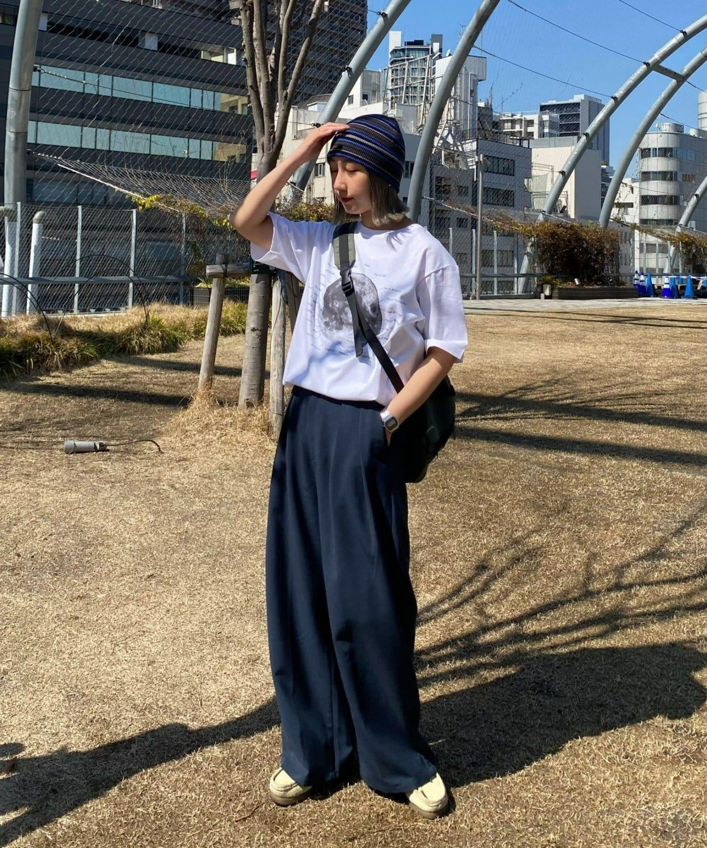 117631822