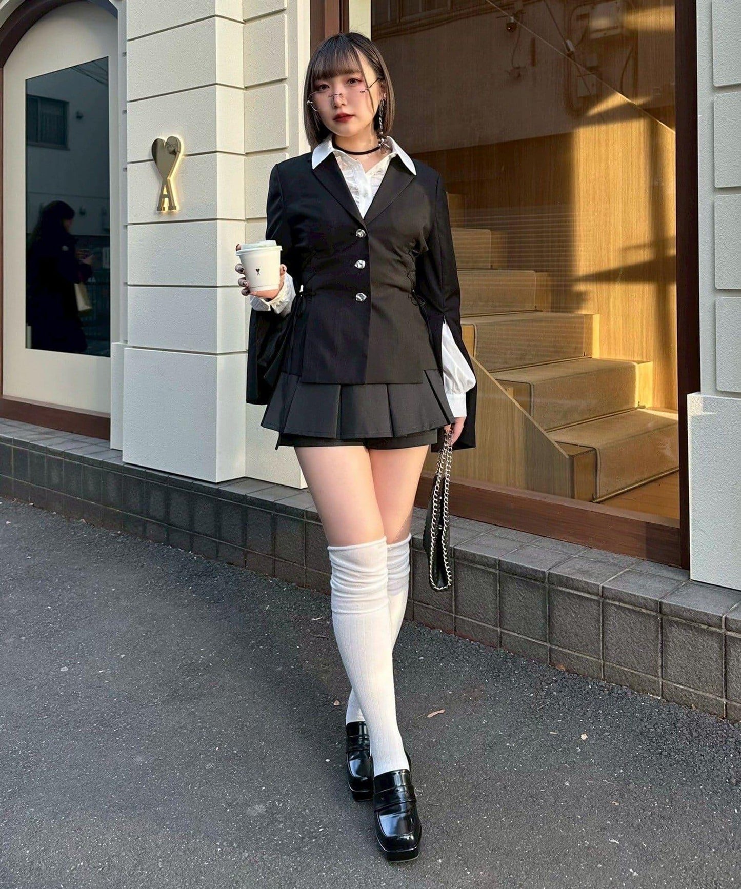 169024951