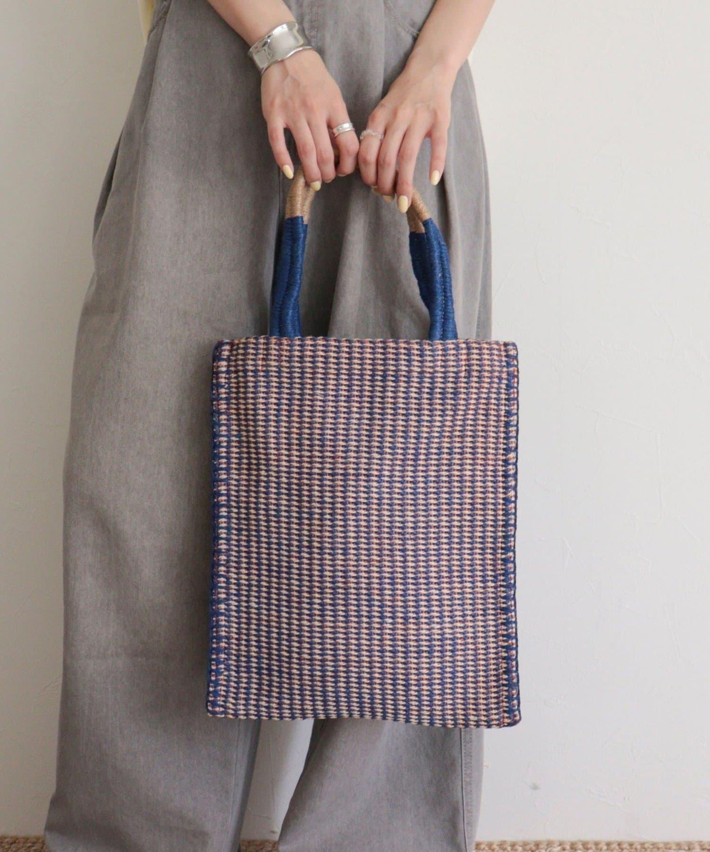 171002487