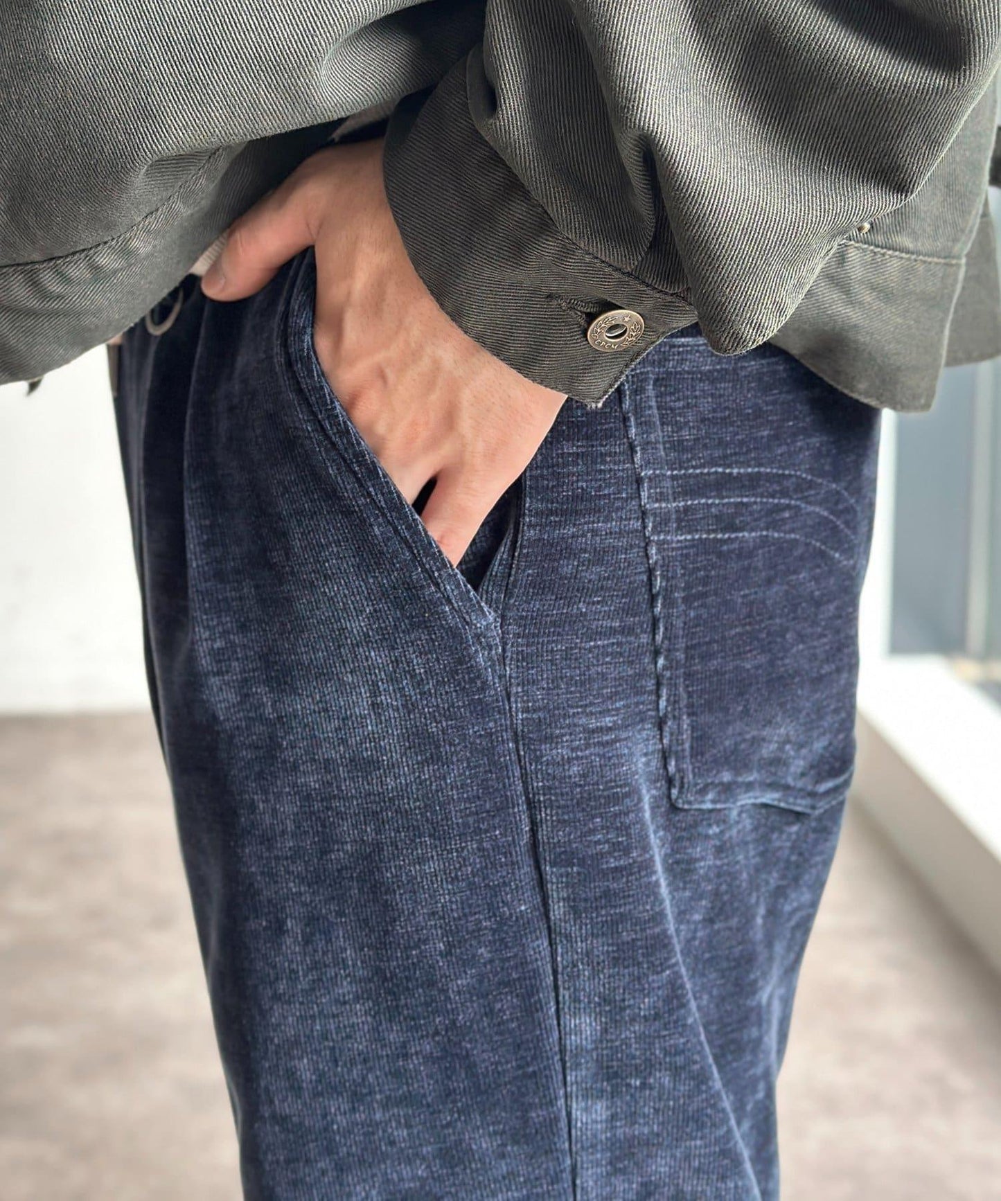 166846739
