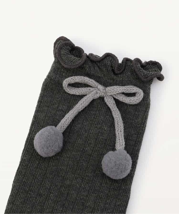 173637688