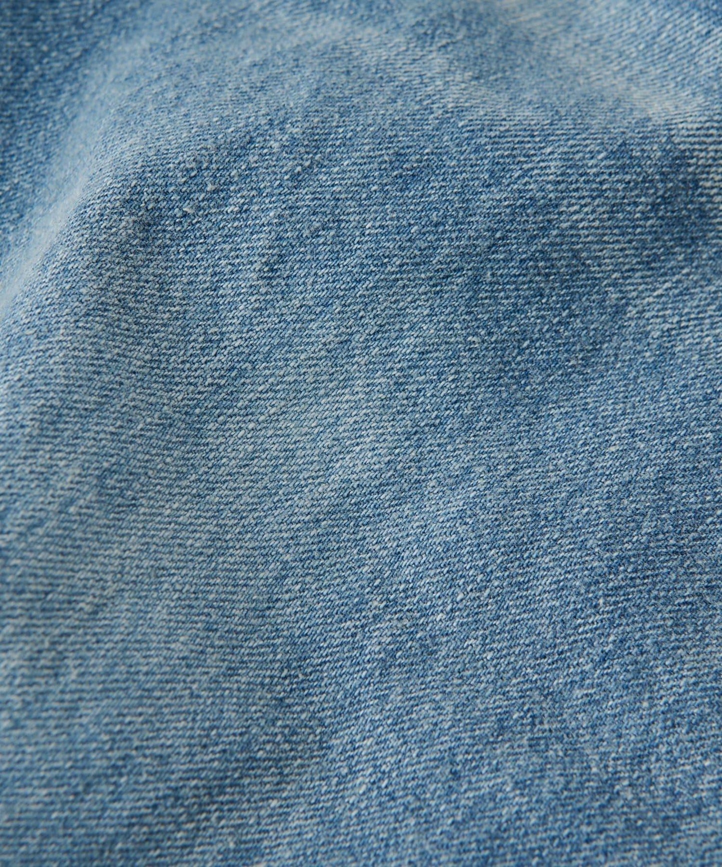 162360521