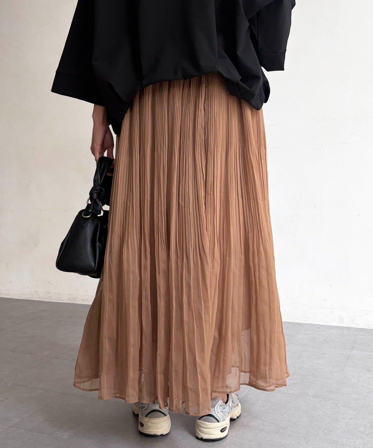 172580344