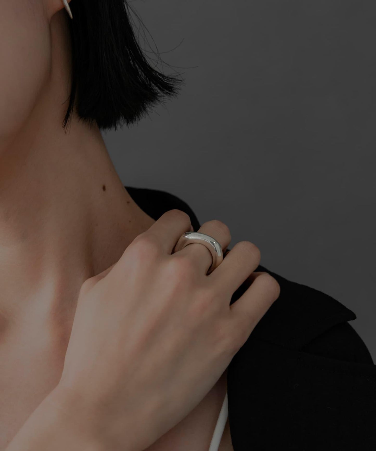 166084717