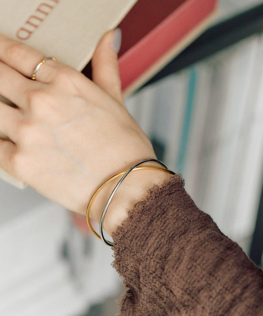 《Metal Allergy Compatible/Stainless Steel》Bicolor Cross Bangle
