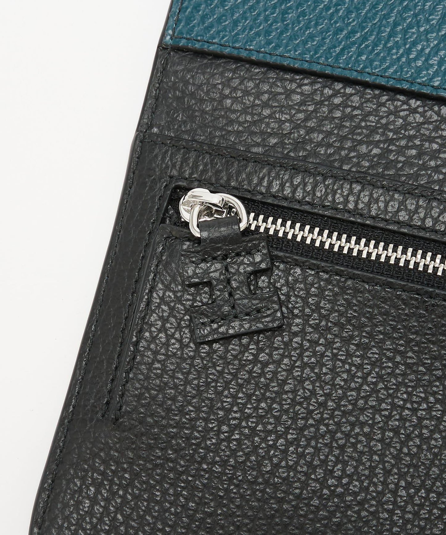 151027157