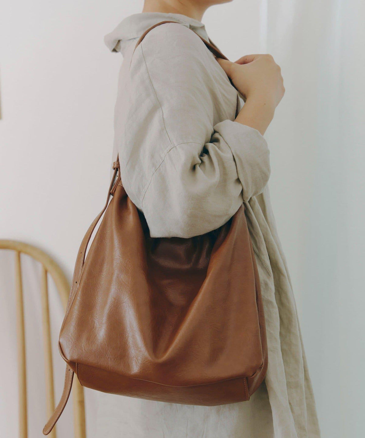 172936718