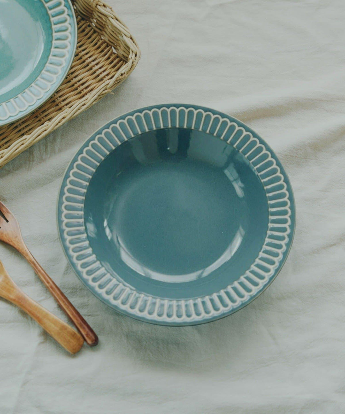 173430473