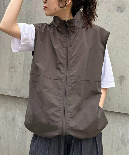 [WEB Exclusive] Unisex Water-Repellent Drawstring Nylon Vest
