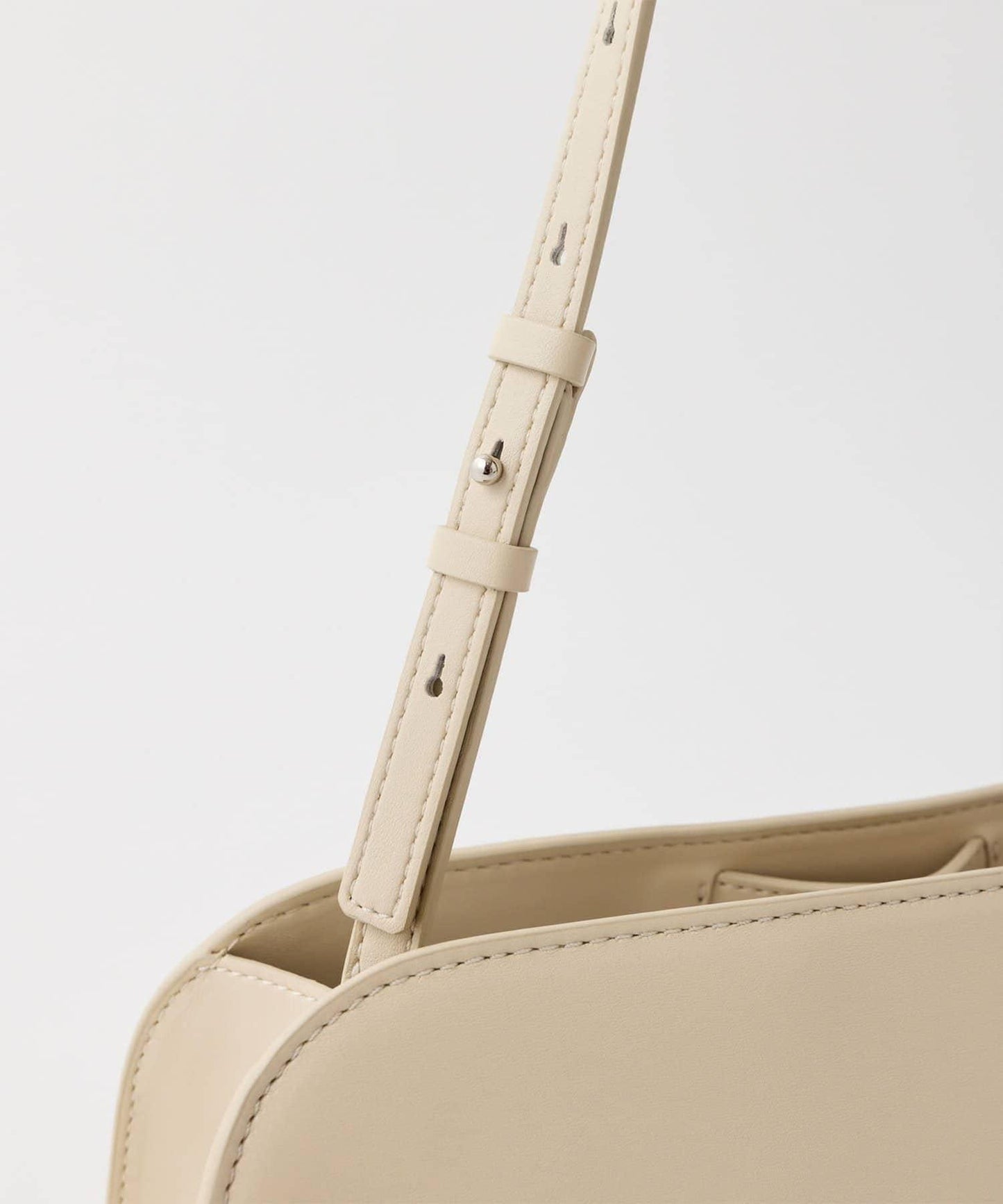 172822986