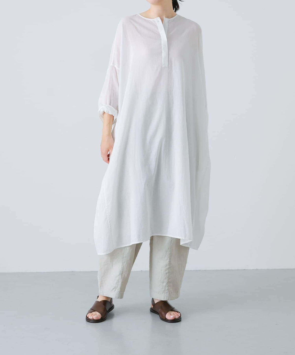 165695730