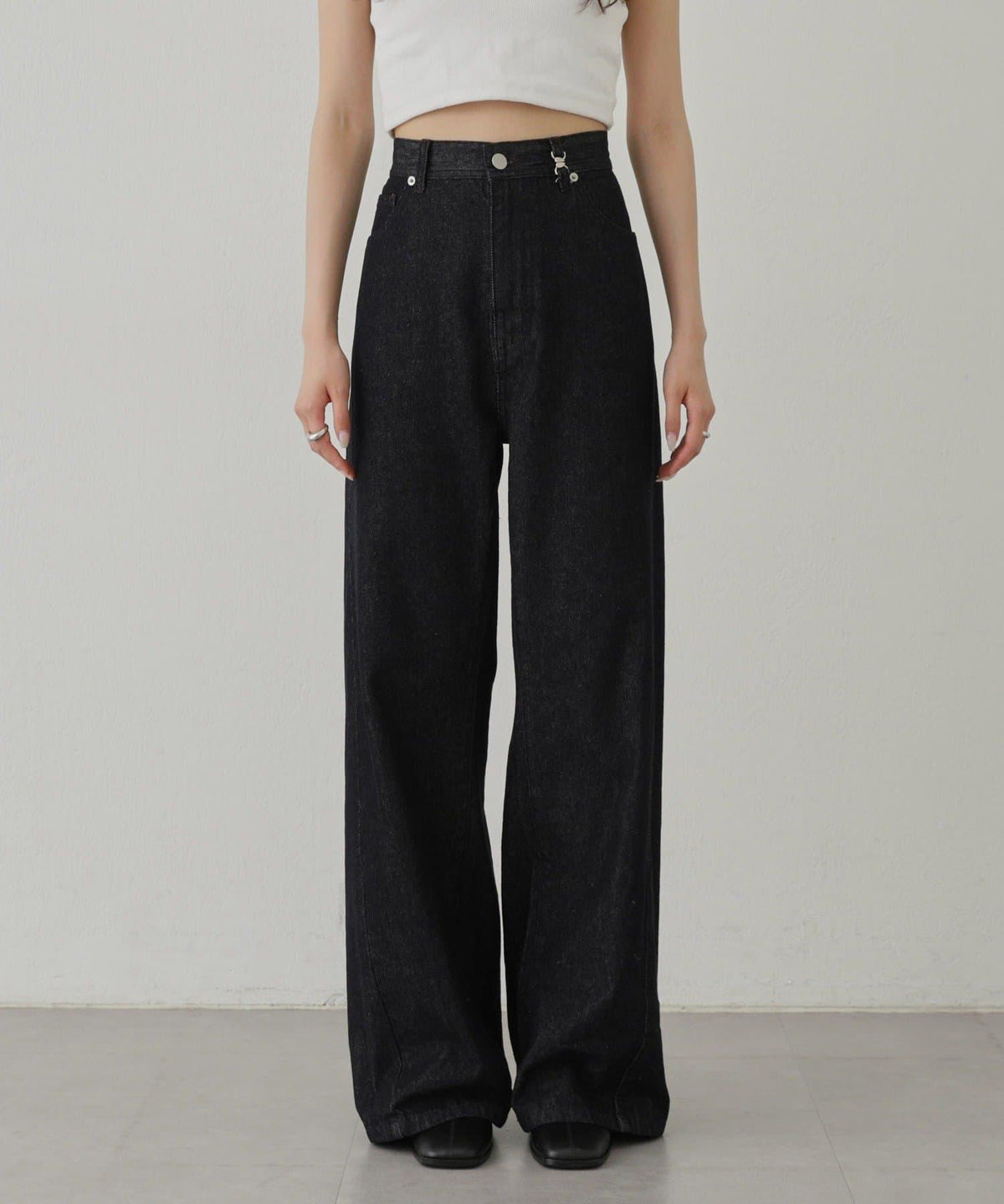 173975674
