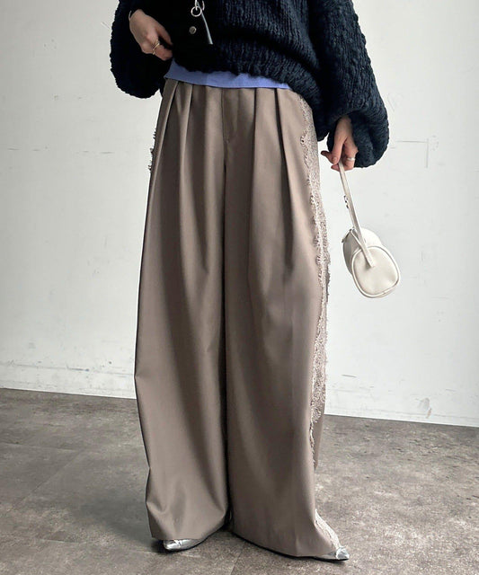 [WEB Exclusive] Side Lace Tuck Wide Pants