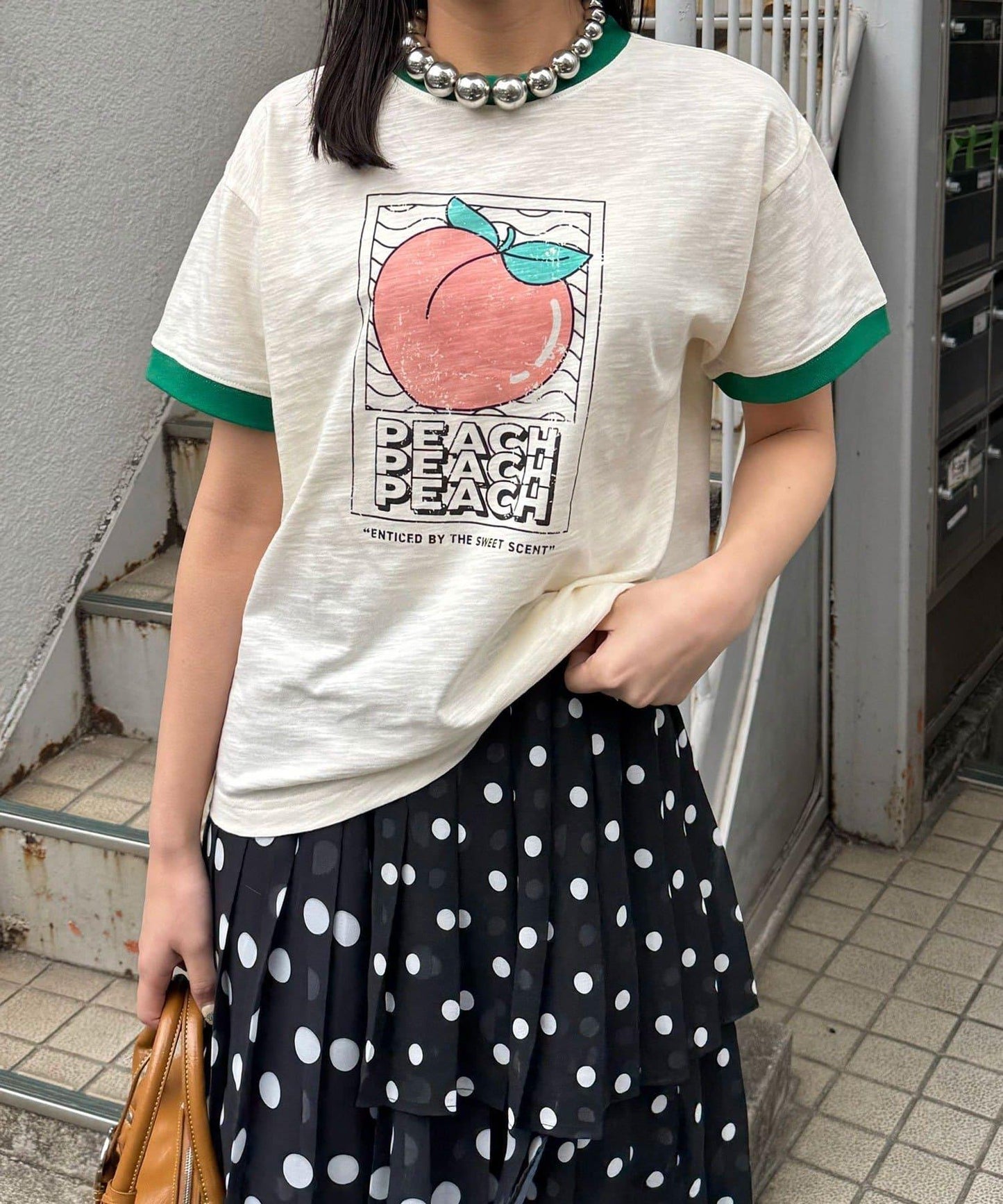 169613001