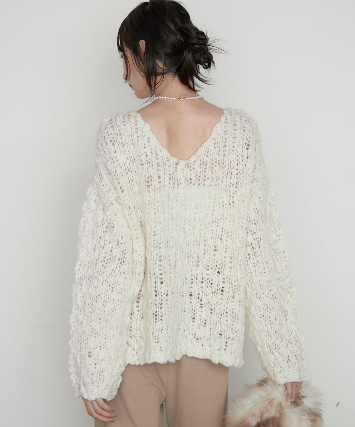 172936352