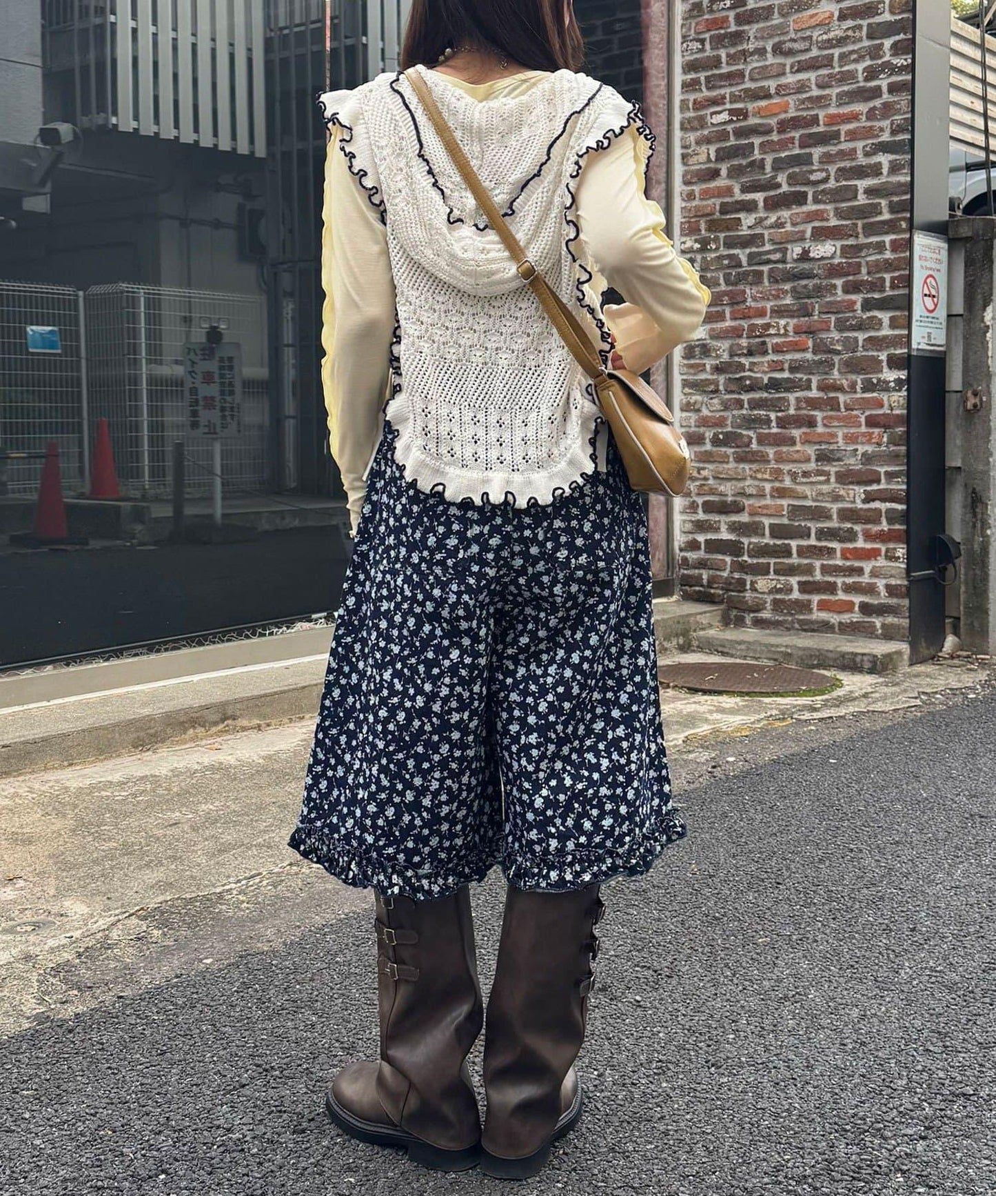 168483712