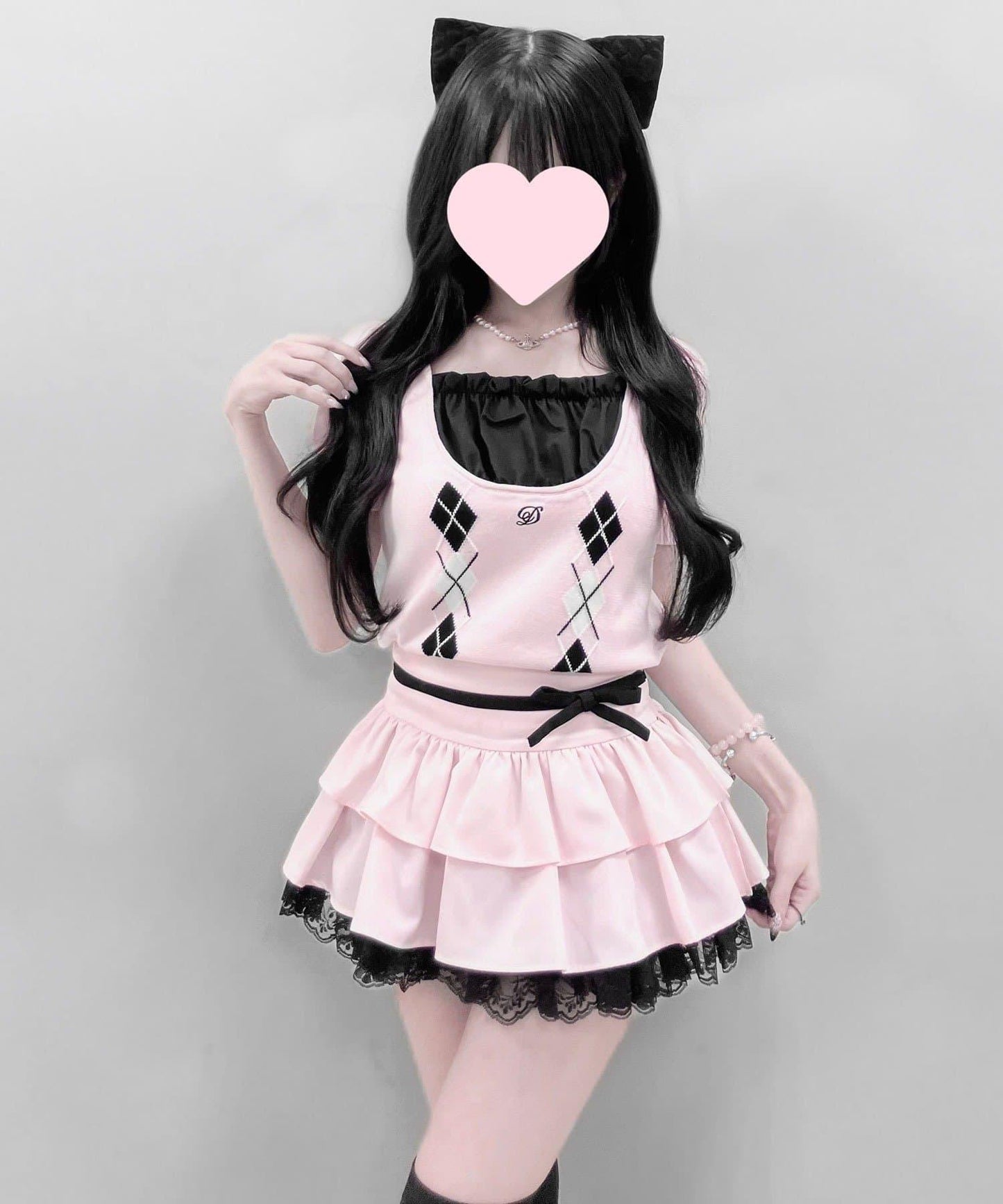 172338584