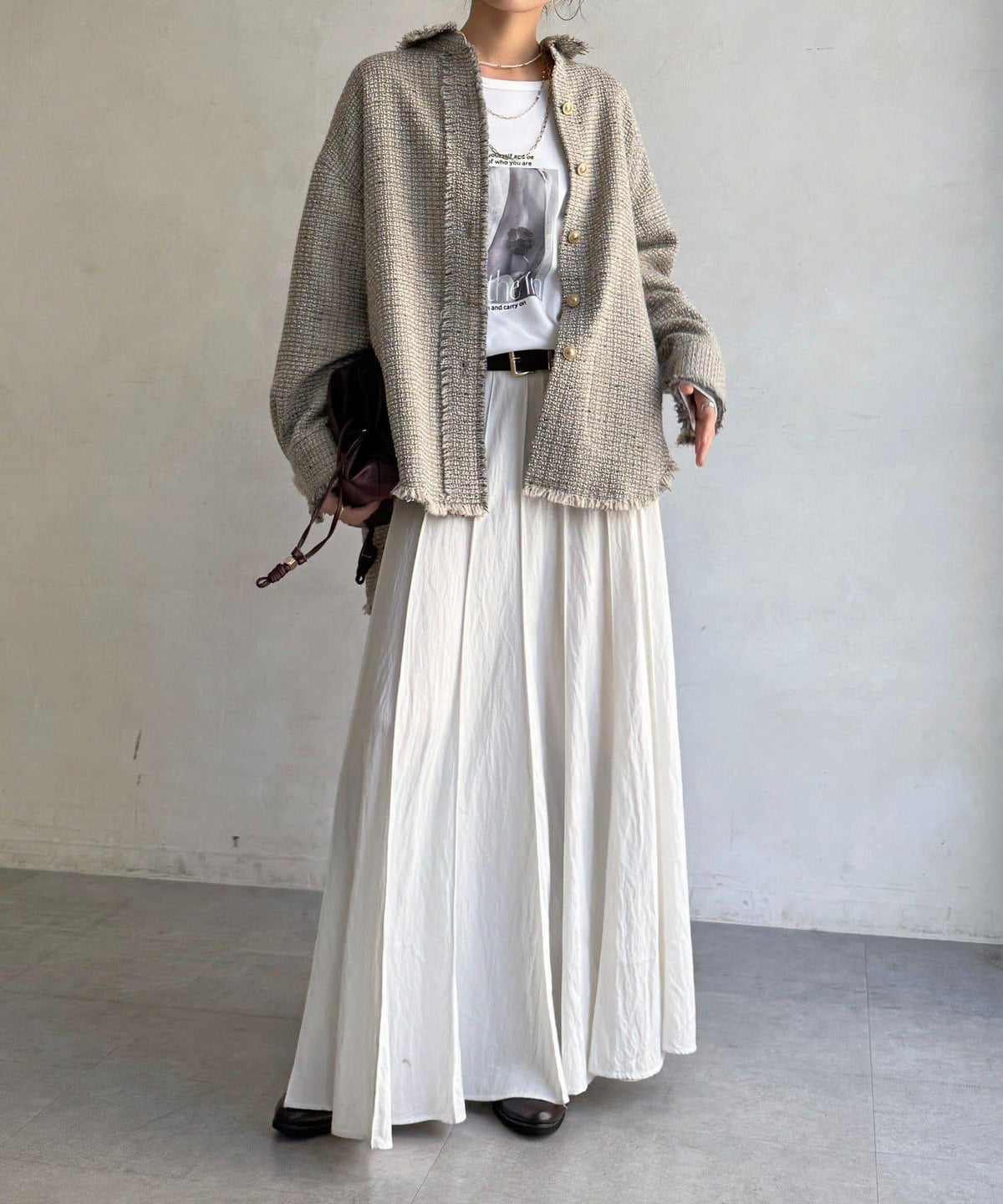 174646993