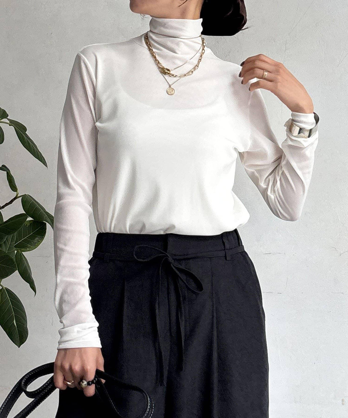 173753273