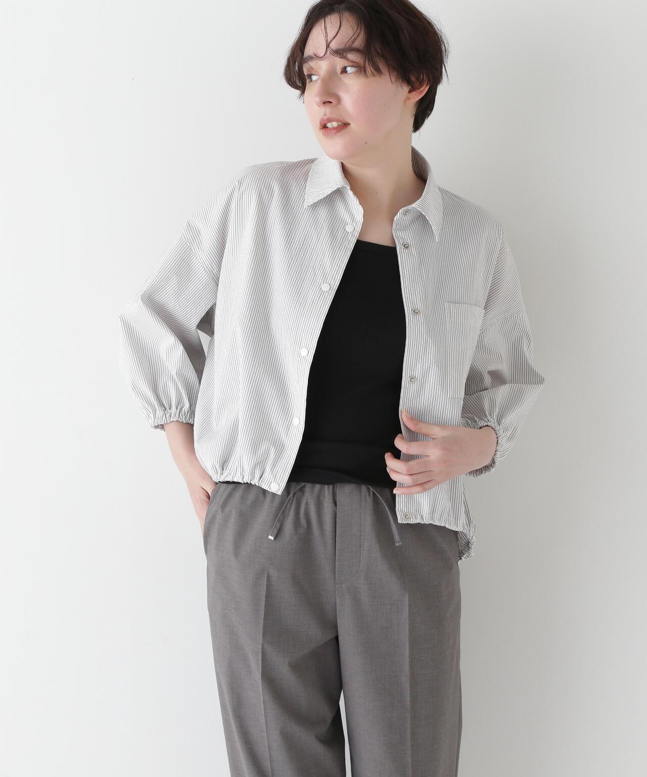 156832058