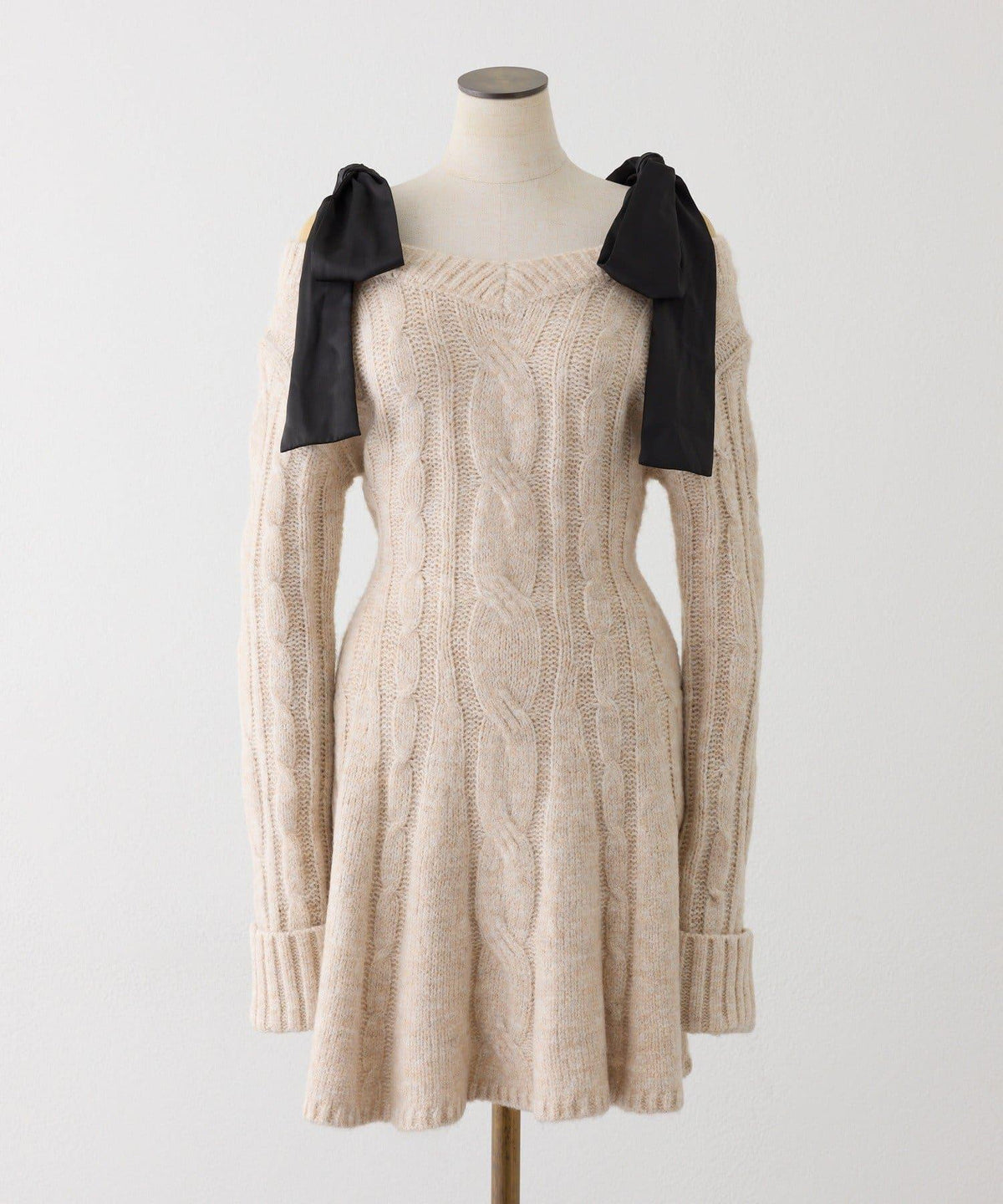 173527416