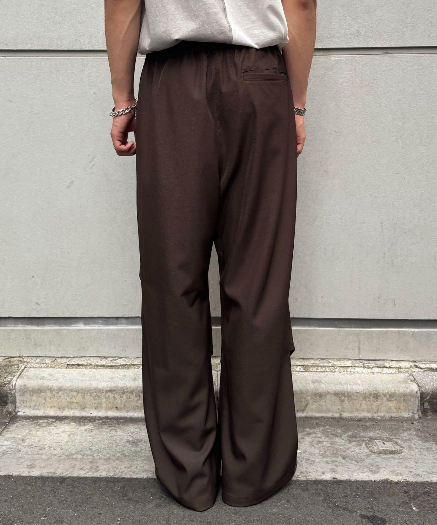 171362569