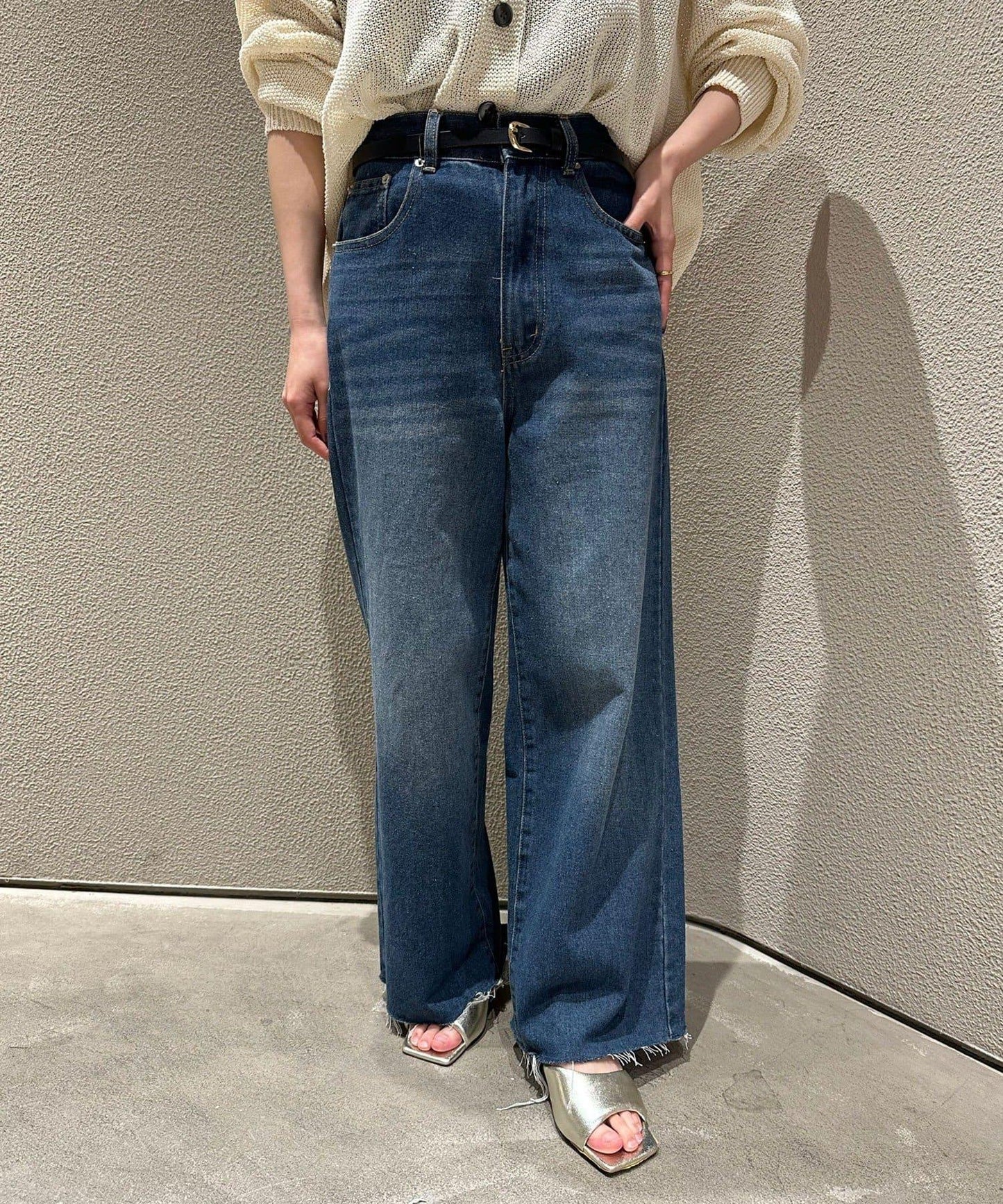 169045130