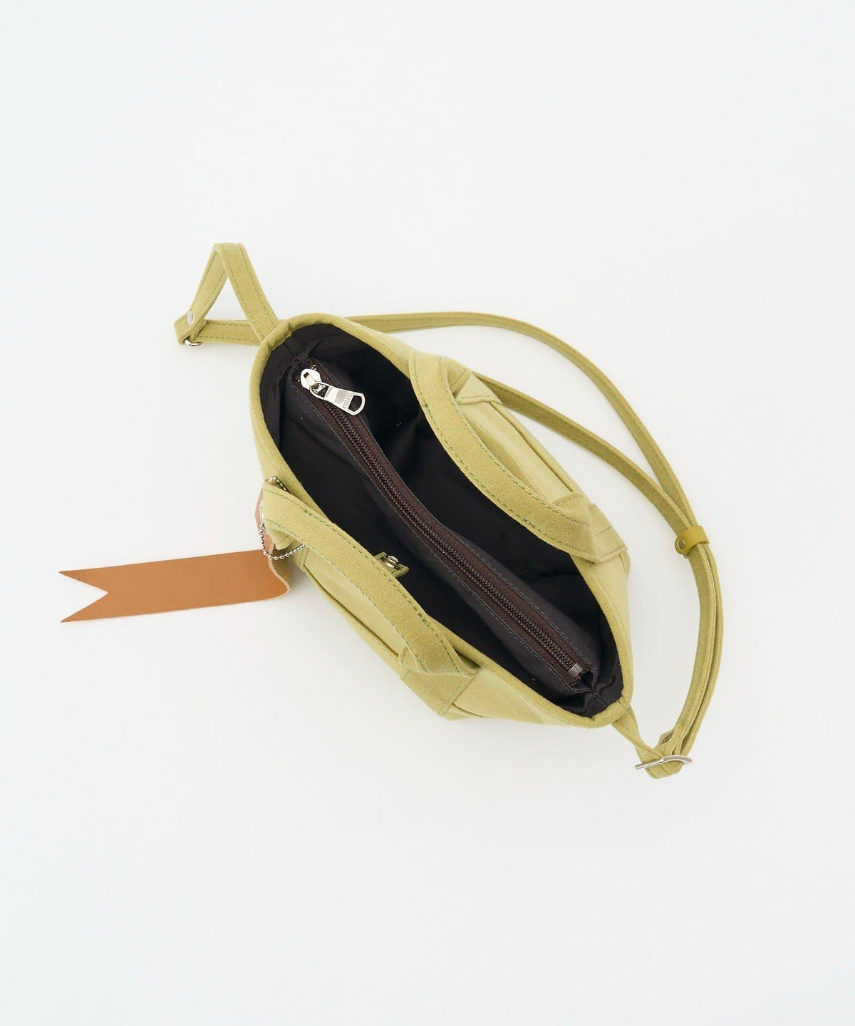 172581387