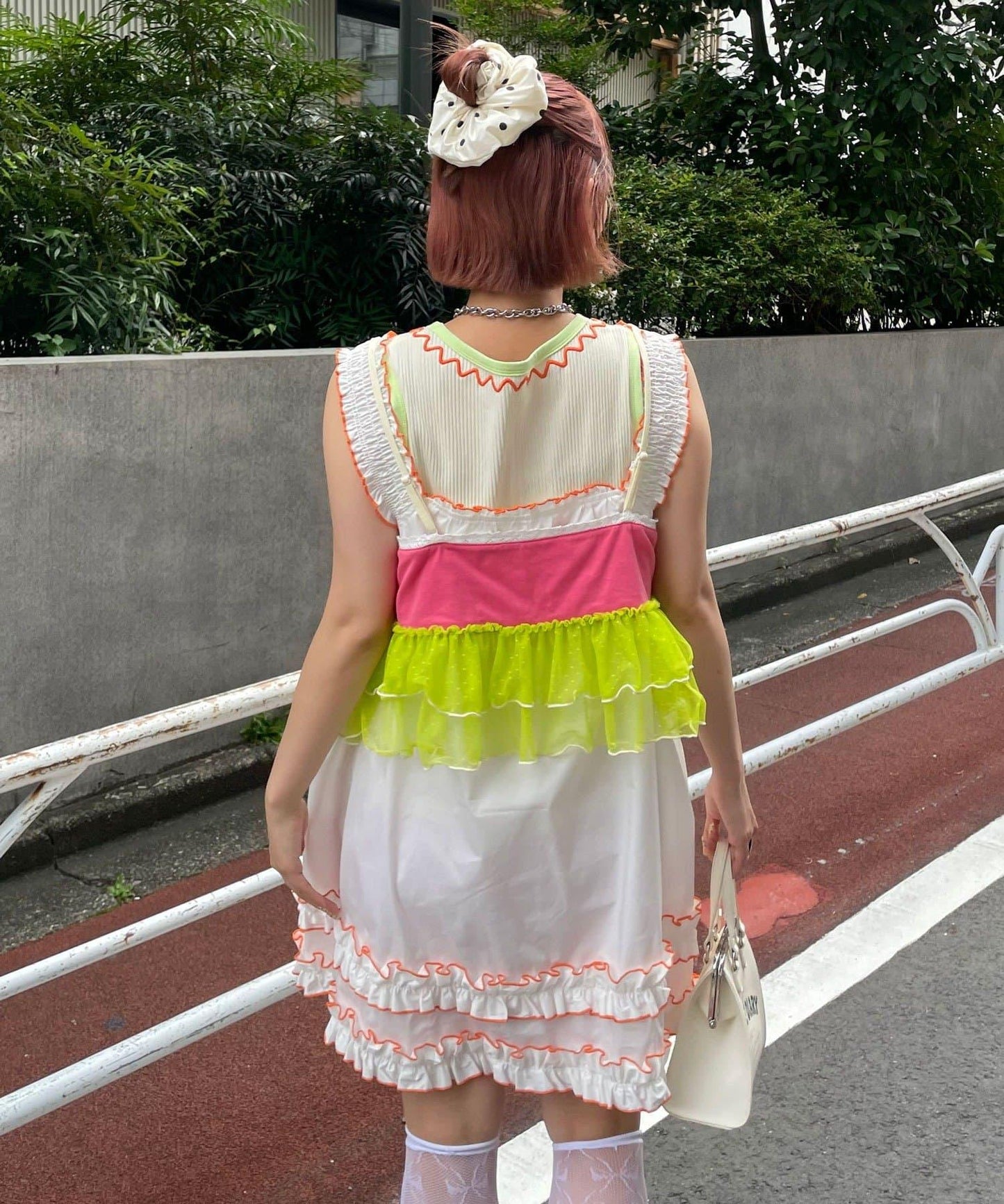 171663011