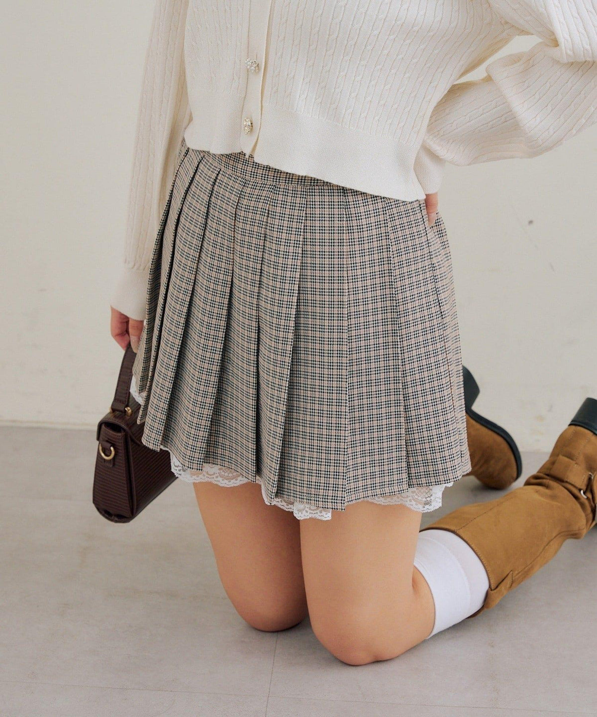 168828490