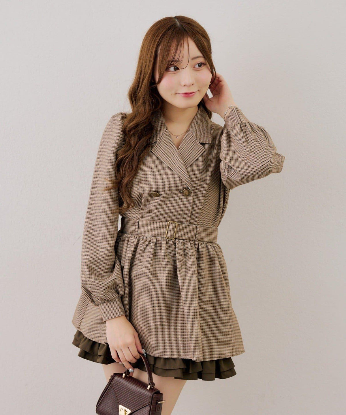 172978637