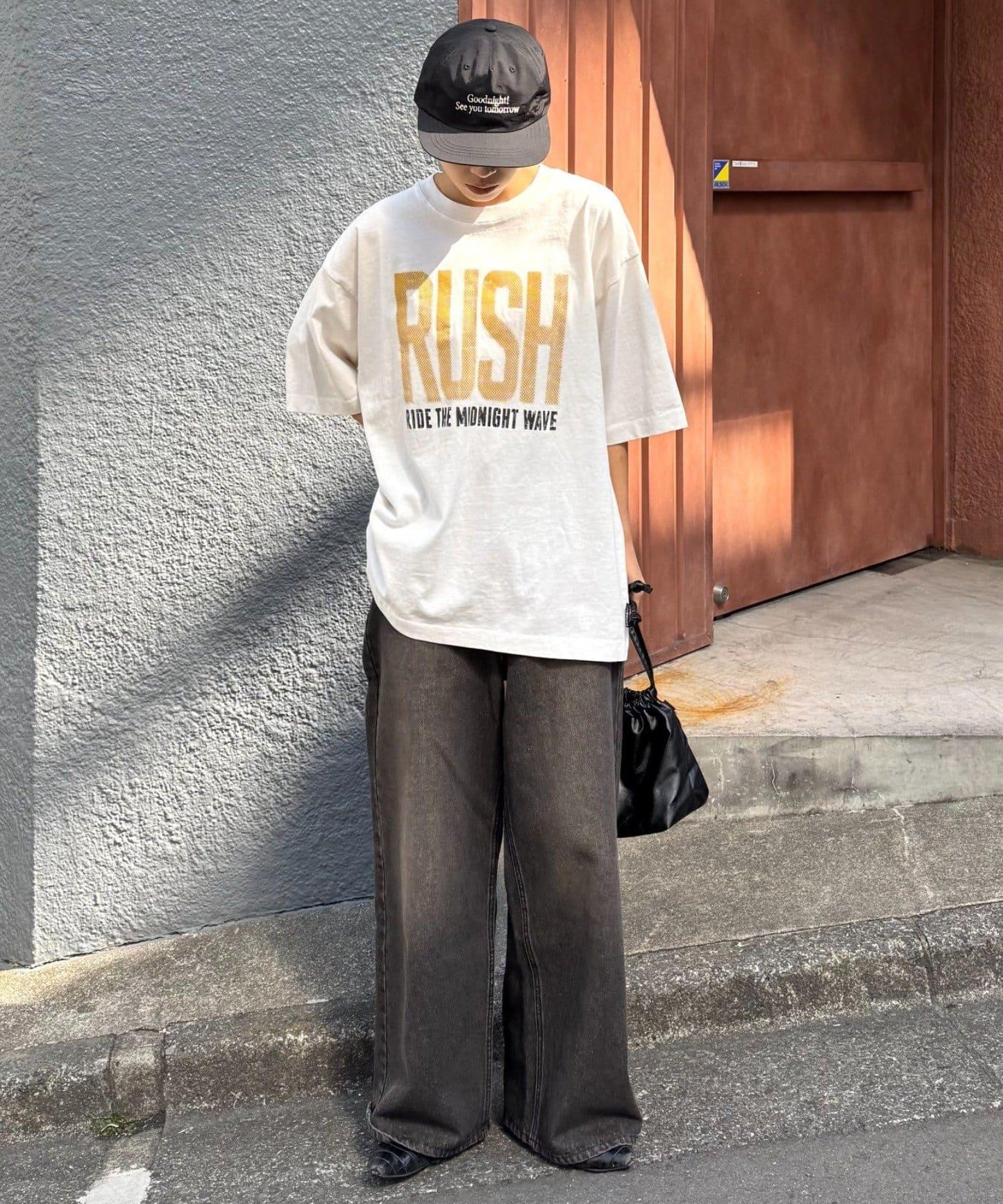 154958206