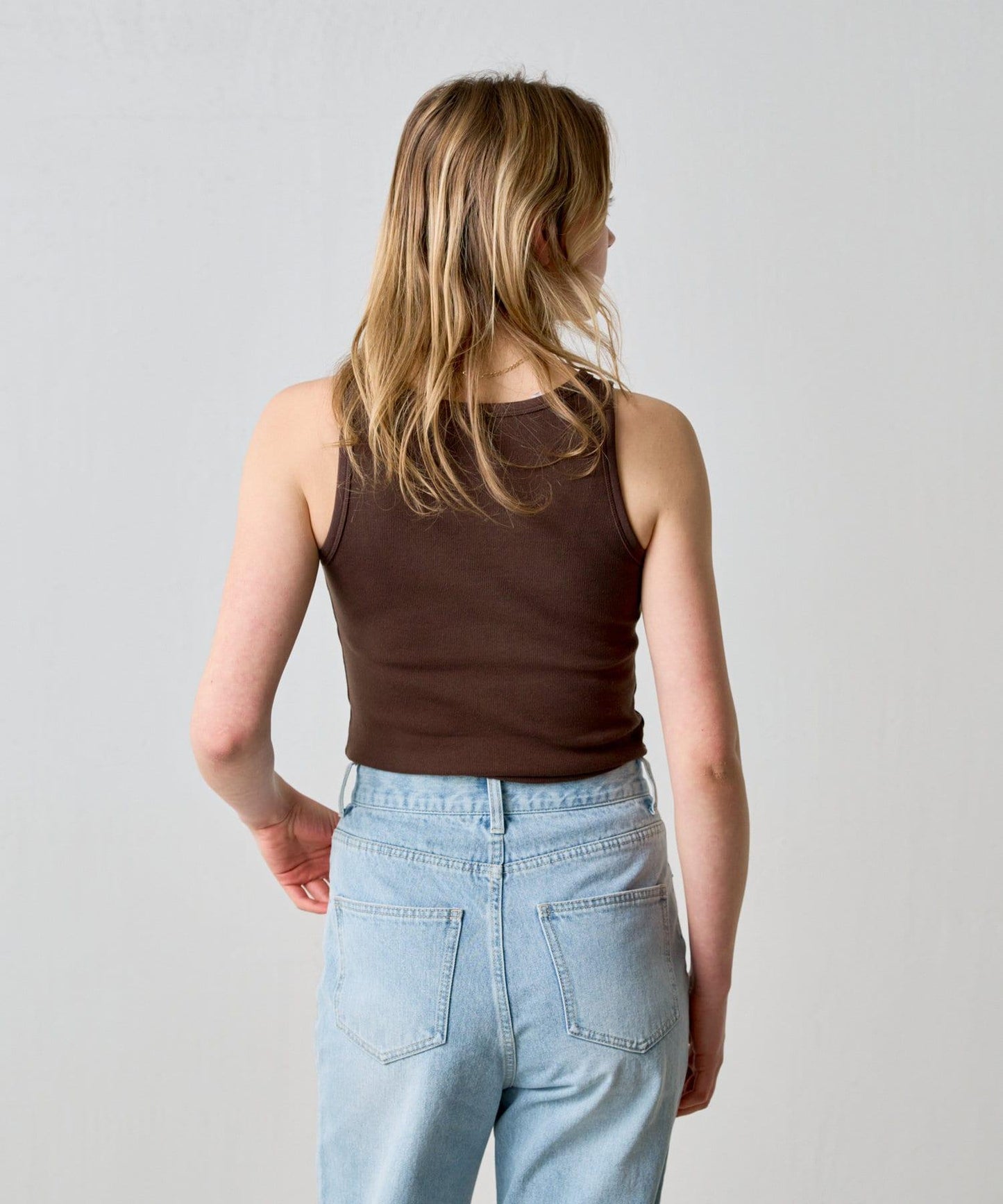 163048723