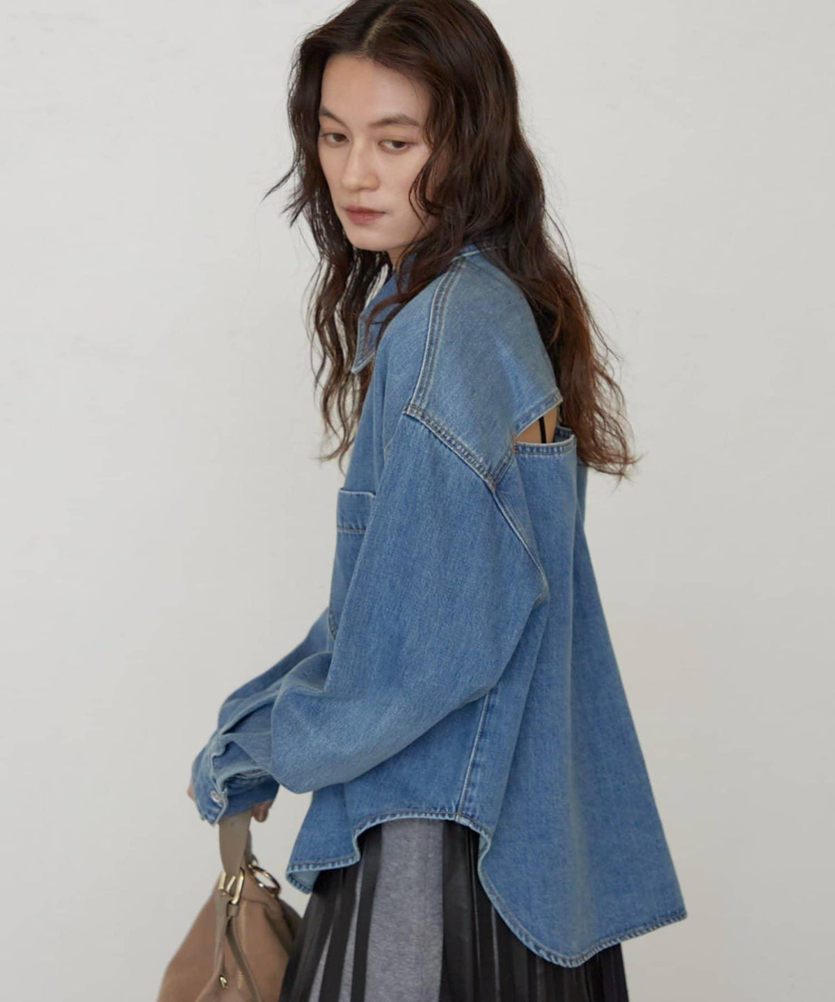 173615577