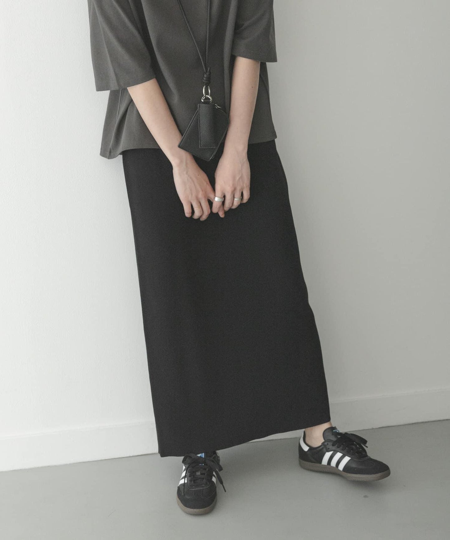 170527401