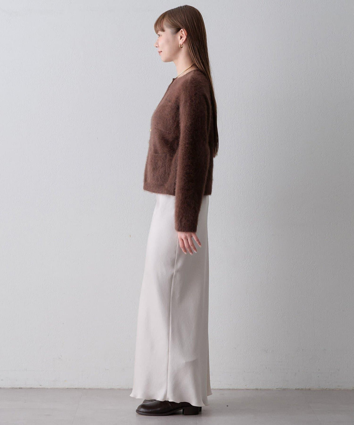 172436587