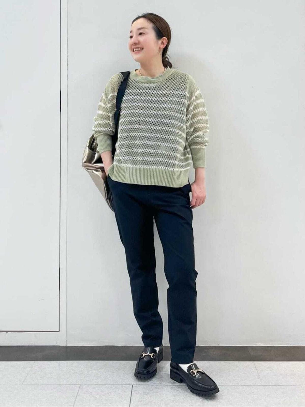 153973758