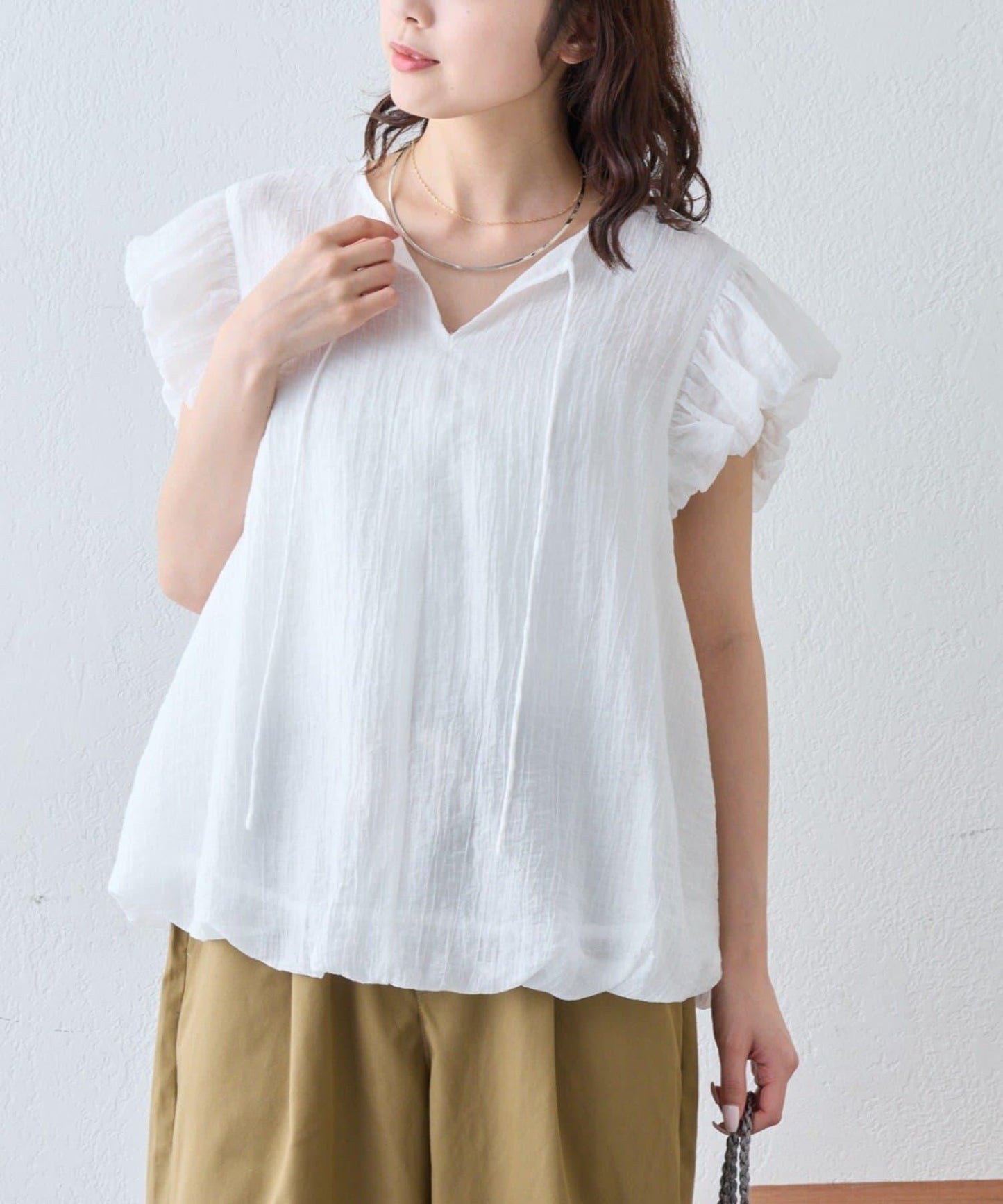 170040925