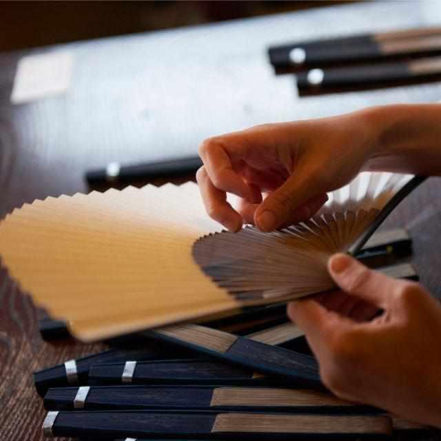 169242915