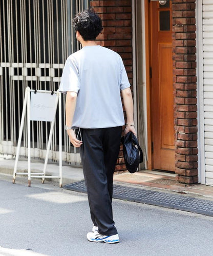 160459404