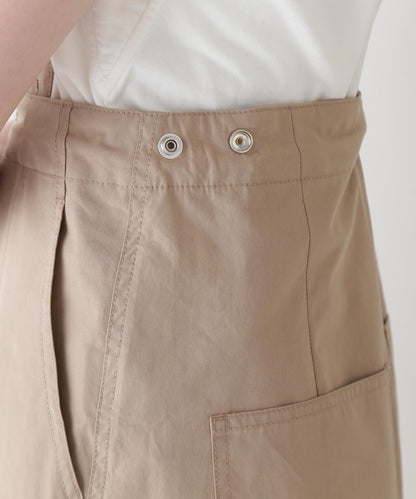 156831950